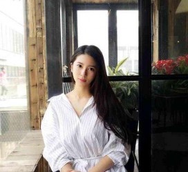 淮安女友兼职模特的小说(女友兼职模特的小说保举)