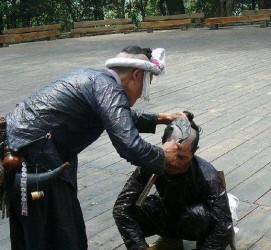 淮安欲带老伴游遍中国(带着老伴去旅游)