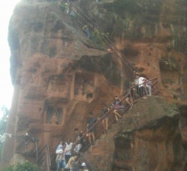 淮安乐山旅游攻略(乐山旅游攻略自由行路线推荐)