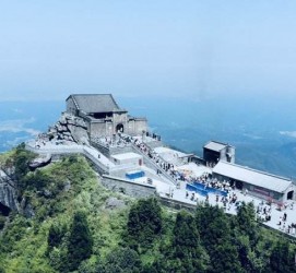 淮安湖南旅游攻略(武汉到湖南旅游攻略)