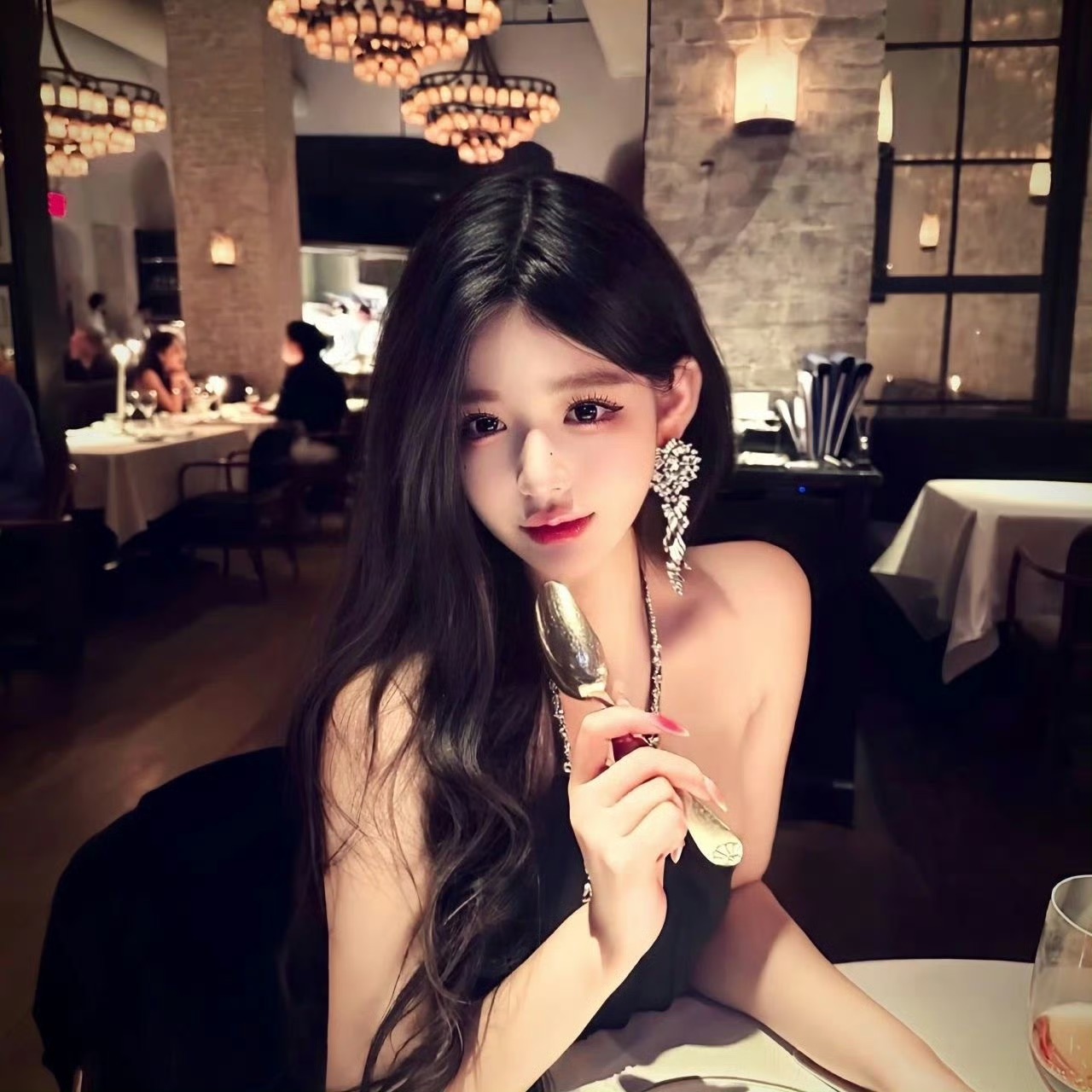 淮安伴游女生蓝盈盈的资料