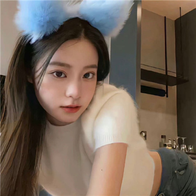 淮安伴游女生苦霞辉